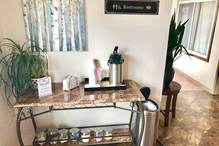 Breakfast/Coffee Service 22 of 30