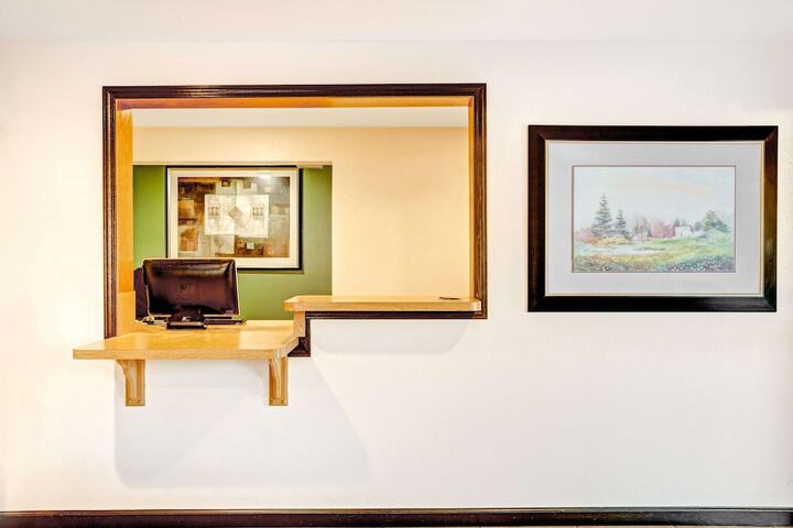 Hotel Interior 7 of 25