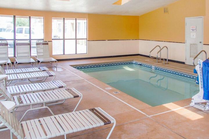 Quality Inn Broken Arrow - Tulsa