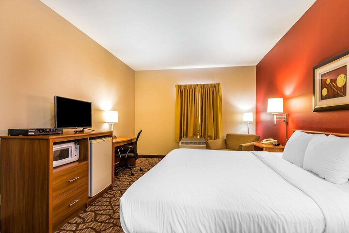 Quality Inn & Suites