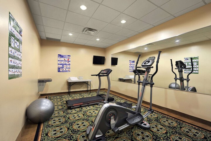 Days Inn by Wyndham Brampton