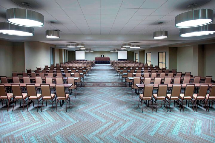 Four Points by Sheraton Charleston
