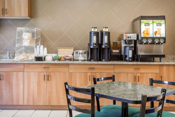 Breakfast/Coffee Service 43 of 49