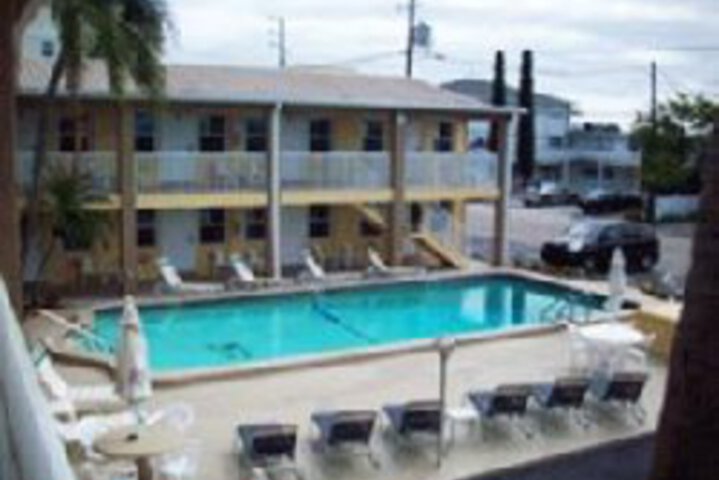 Pool 21 of 66