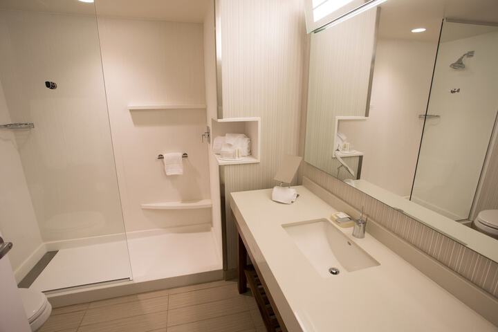 Room 18 of 57