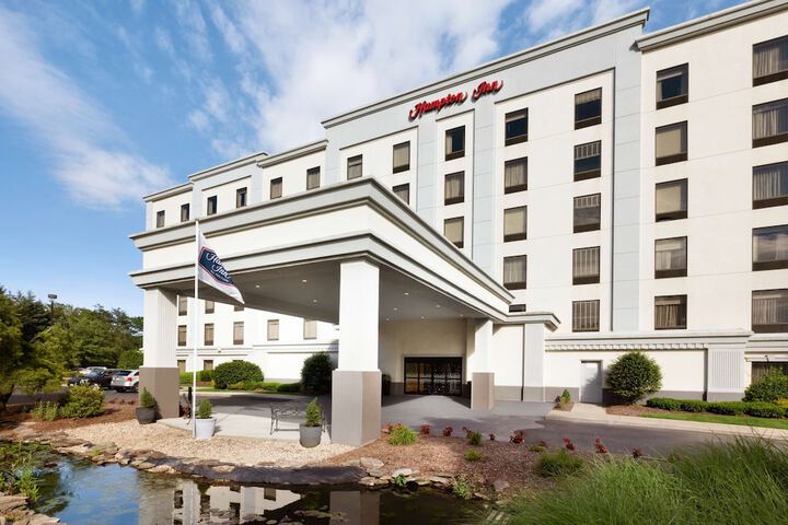Hotel 2 of 43