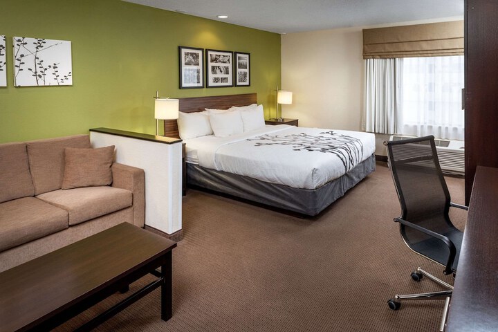 Room 36 of 56