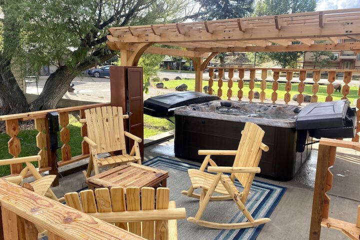 Moosehead Lodge & Cabins