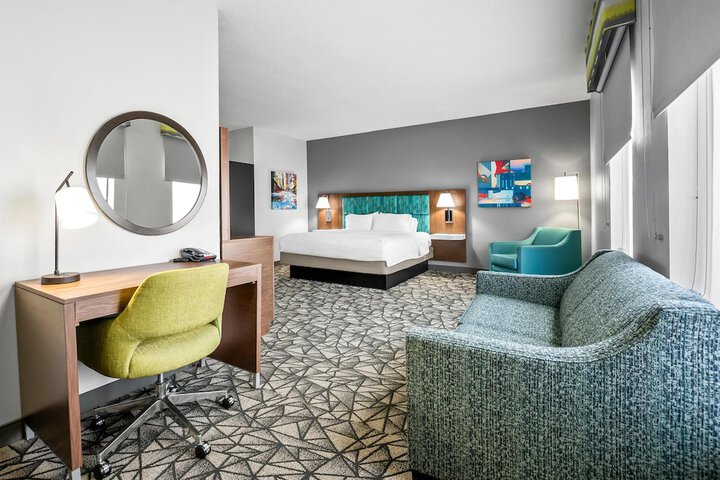 Hampton Inn Bloomington West