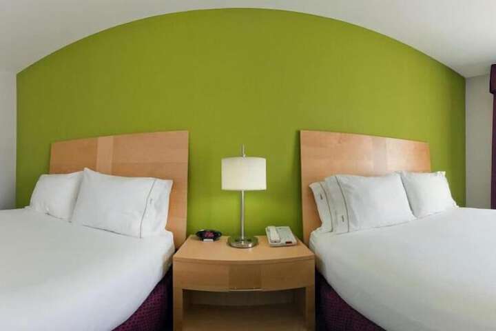 Holiday Inn Express Hotel & Suites Clute - Lake Jackson by IHG