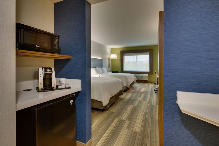 Room 11 of 31