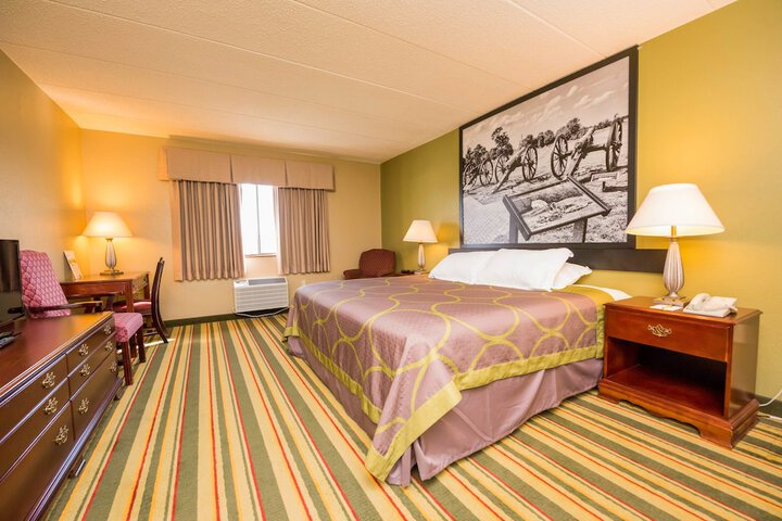 Room 30 of 41