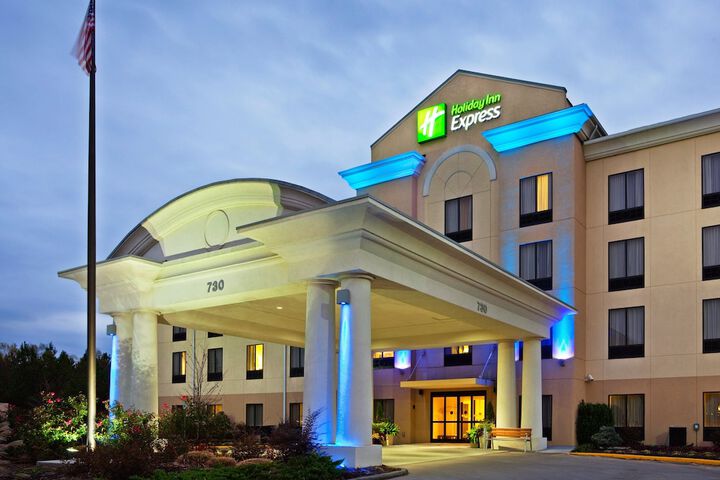 Hotel 2 of 42