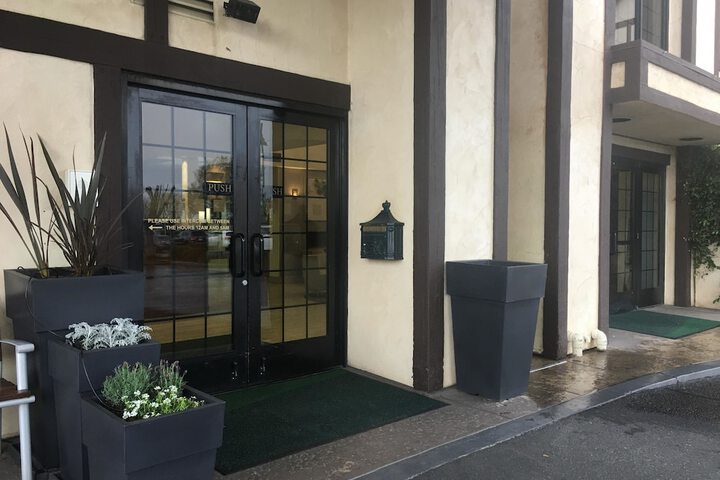 Hotel 3 of 53