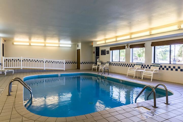 Pool 8 of 76