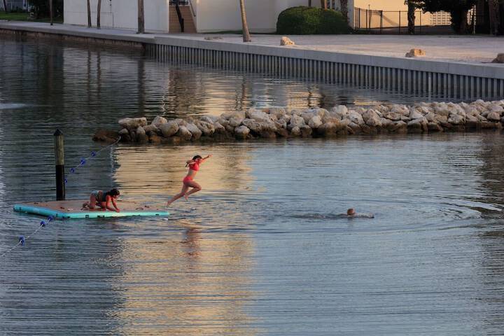 SkyBeach Resort