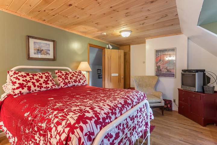 Room 12 of 41