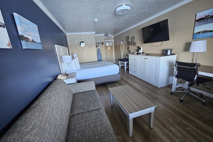 Room 50 of 74