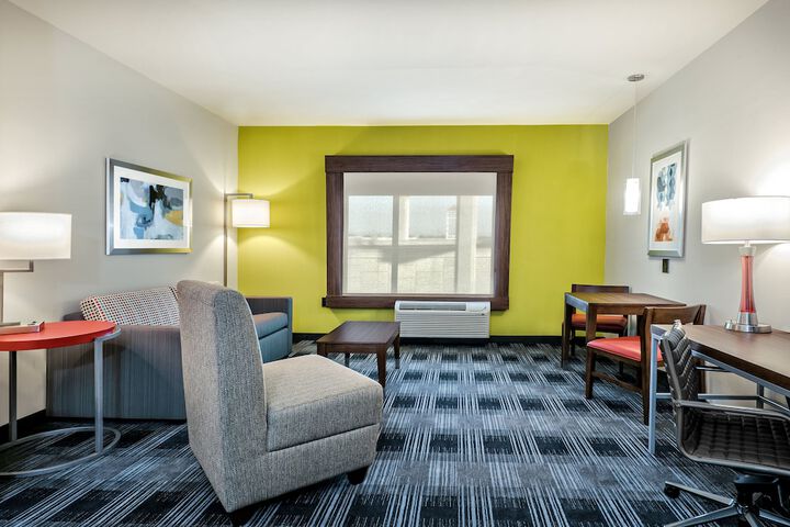 Room 26 of 41