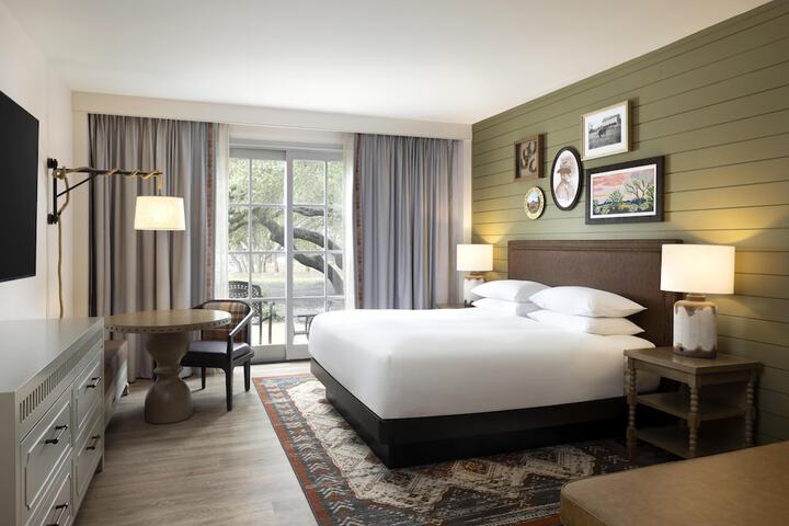 Hyatt Regency Hill Country Resort and Villas