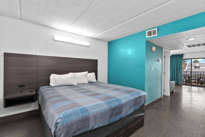 Room 37 of 56