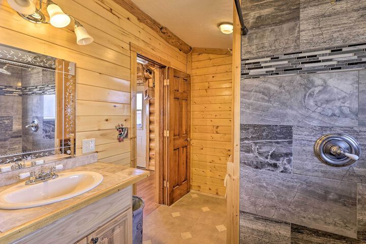 22str-00360 Fairplay Cabin w / Fire Pit Mtn Views!