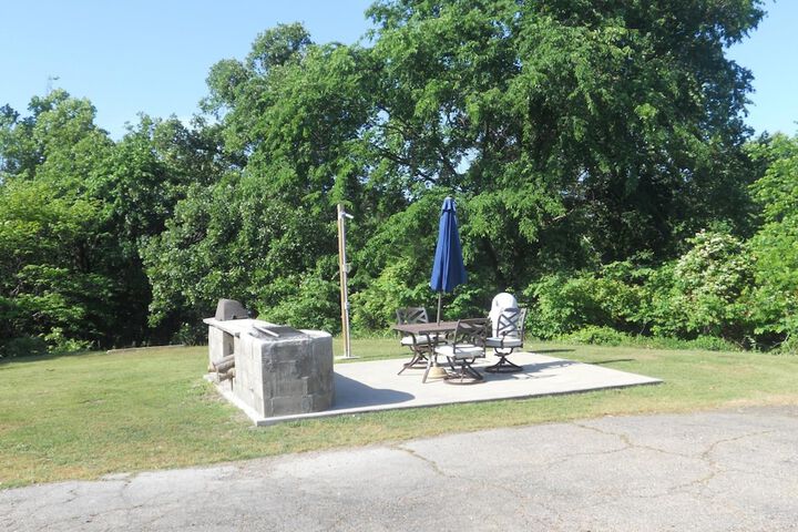 Property Grounds 28 of 28