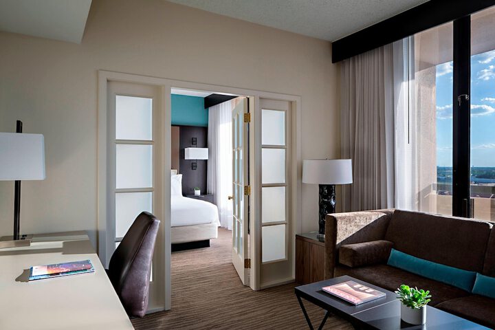 Room 21 of 53