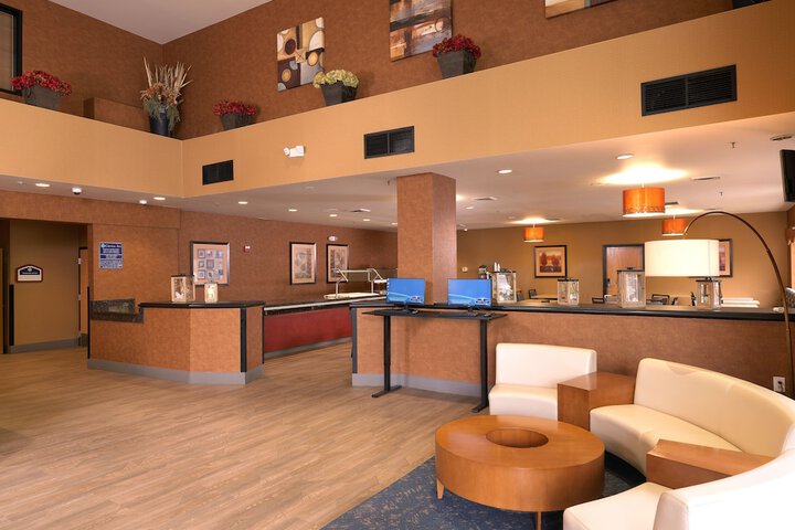 Hotel Interior 7 of 19