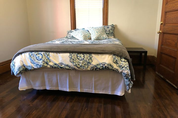 Room 20 of 28