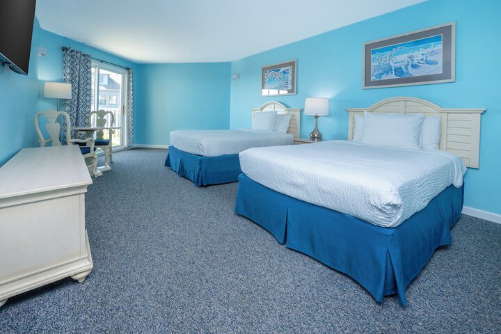 Drifting Sands Oceanfront Hotel