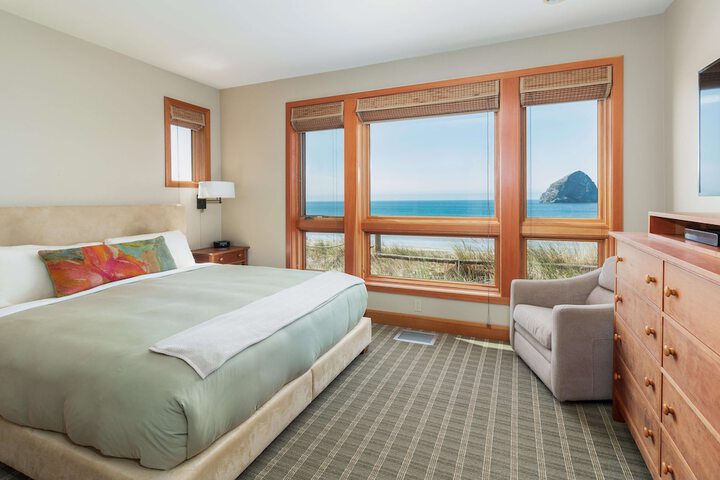 Headlands Coastal Lodge & Spa