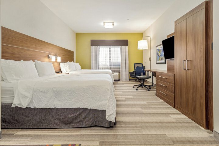Room 150 of 348