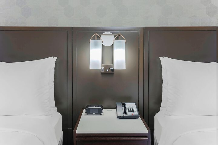 Room 28 of 47