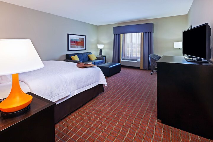 Room 13 of 31