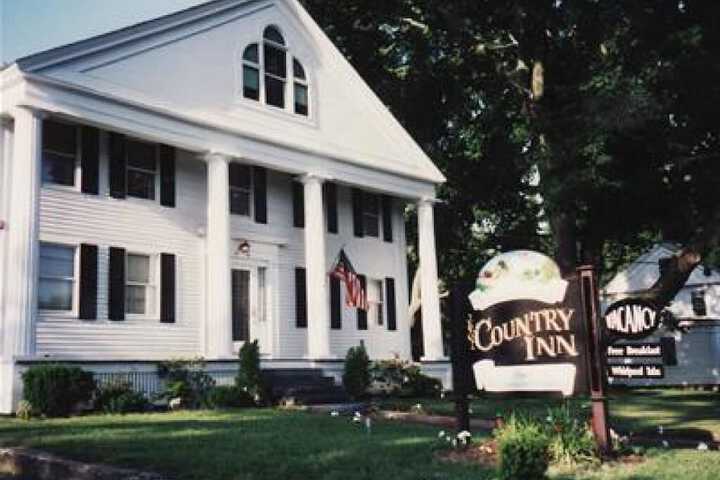 Sturbridge Country Inn