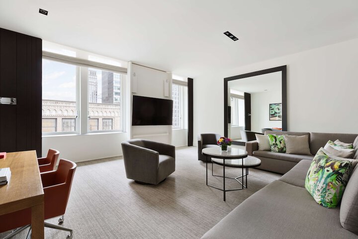 Room 51 of 64