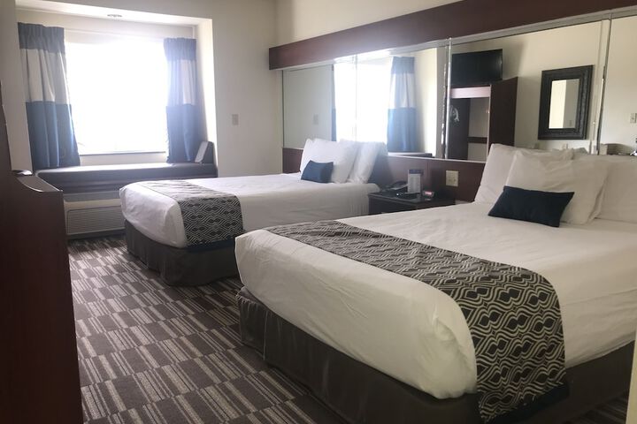 Room 22 of 67