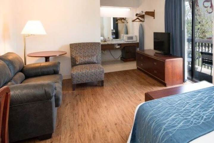 Highland Manor Inn