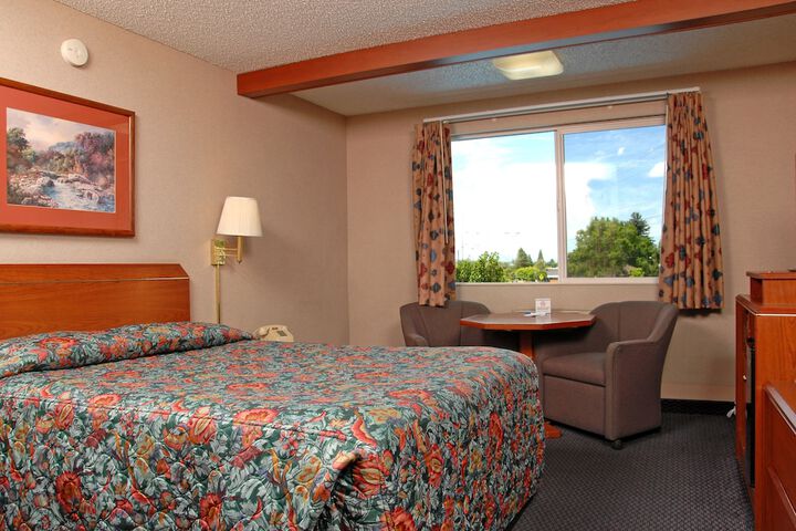 Redmond Inn