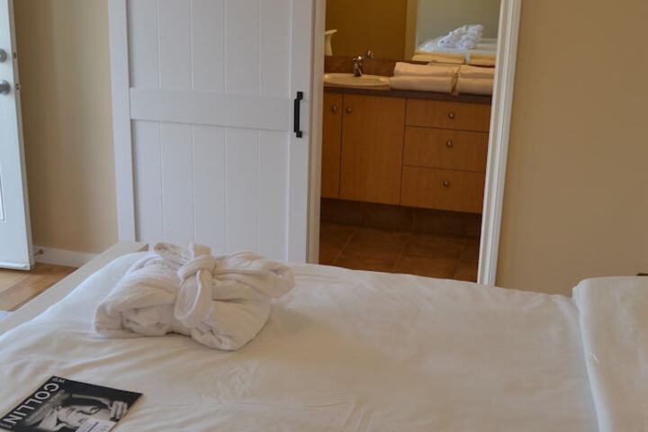 Room 10 of 38