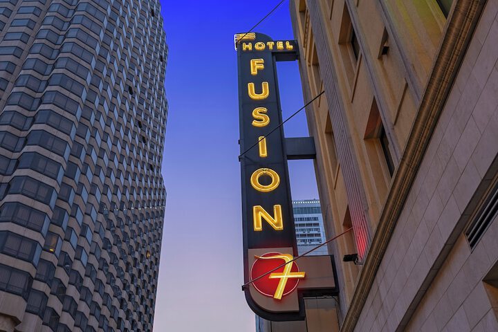 Hotel 4 of 71