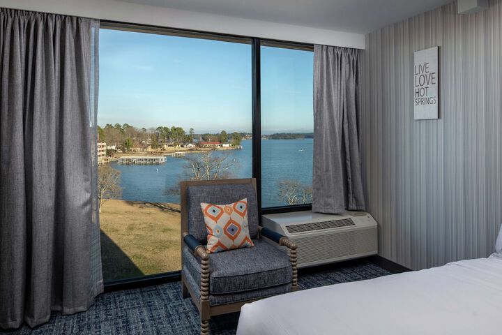 DoubleTree by Hilton Hot Springs