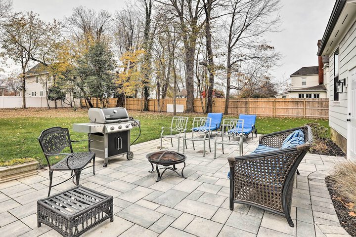 Grand Long Branch Home: 1 Block to Beach!