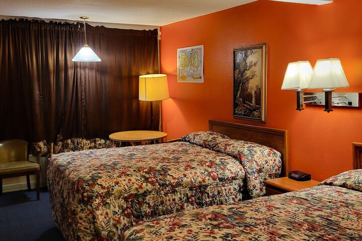Room 18 of 38