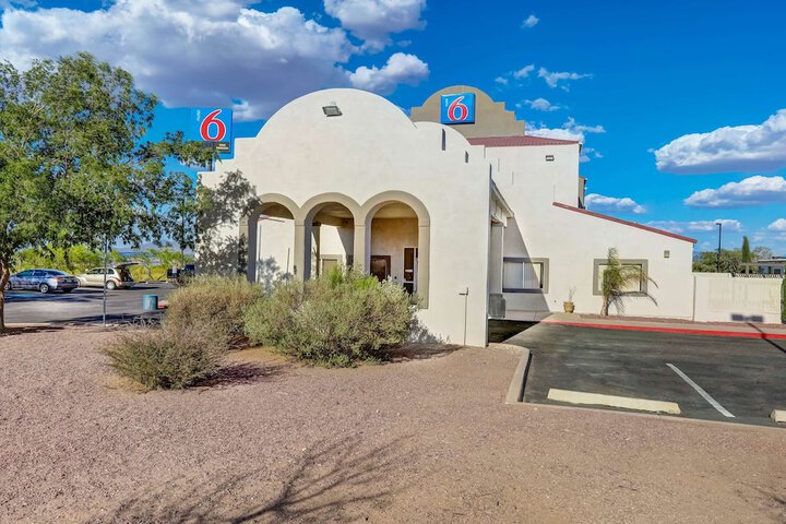 Motel 6 Benson AZ