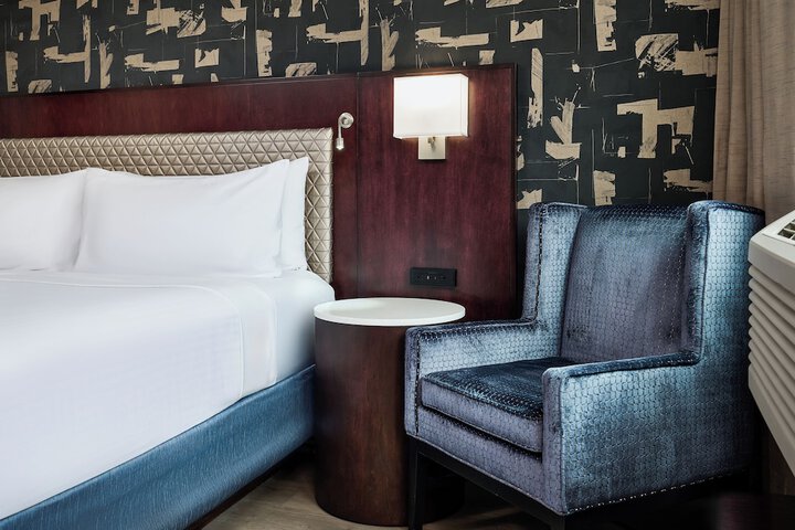 Hotel Alex Johnson Rapid City Curio Collection by Hilton