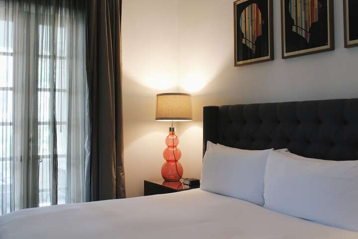 Room 43 of 66