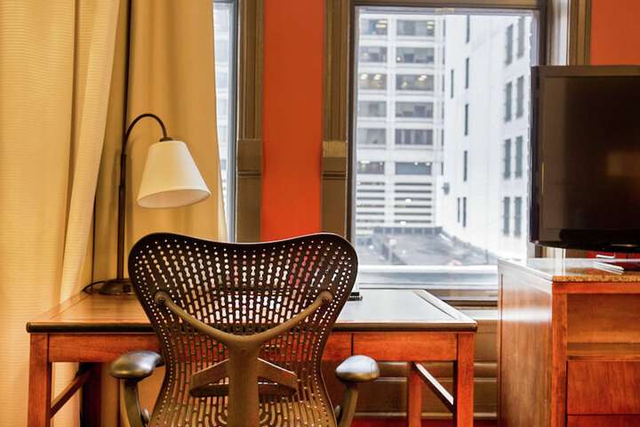 Hilton Garden Inn Milwaukee Downtown