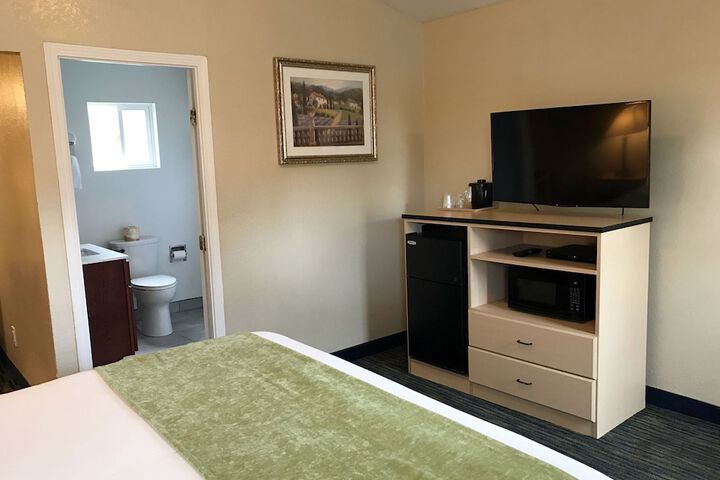 Room 26 of 47